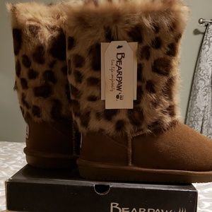 Brand new pair of boots